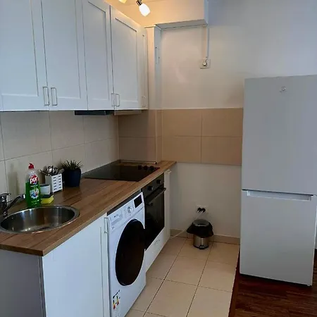 Cozy Apartment With Self Check-In Near Promenada Mall And Verdi Park 布加勒斯特 Exterior photo